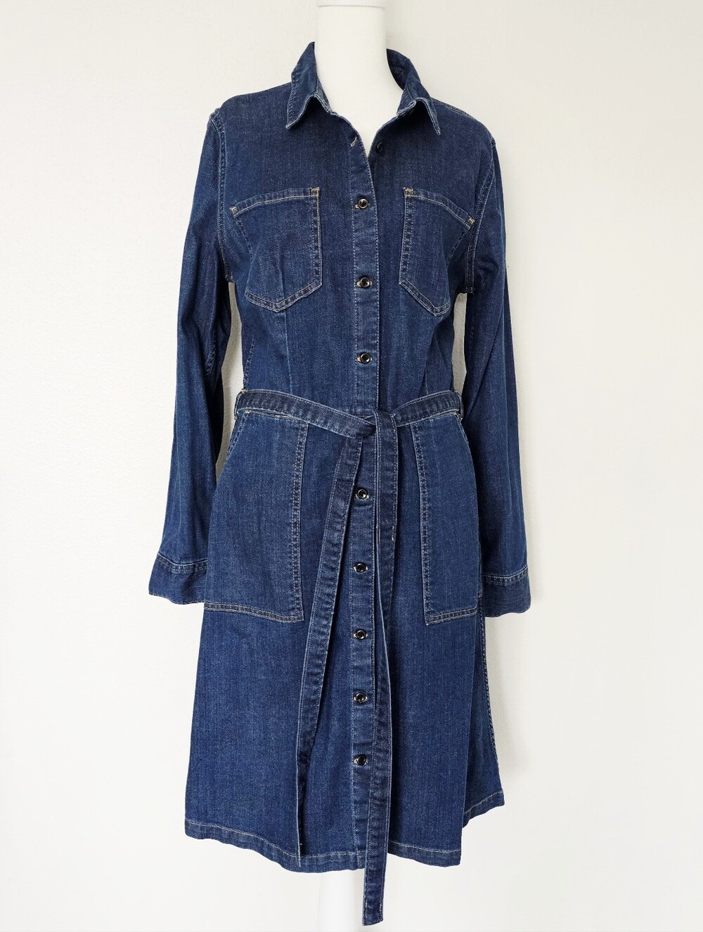 GAP Denim Button-front Utility Dress with Self-Tie Belt in Medium Indigo